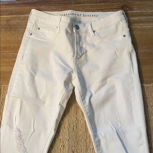 White articles of society jeans